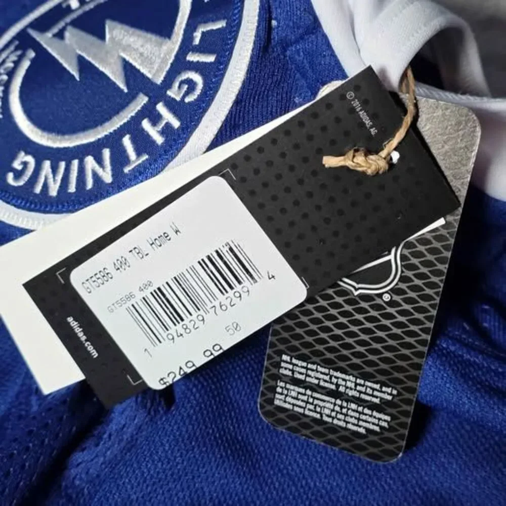 Tampa Bay Lightning Authentic Adidas Mens Medium (50) NHL Team Jersey
